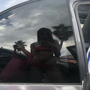 Meet your Posher, Joan